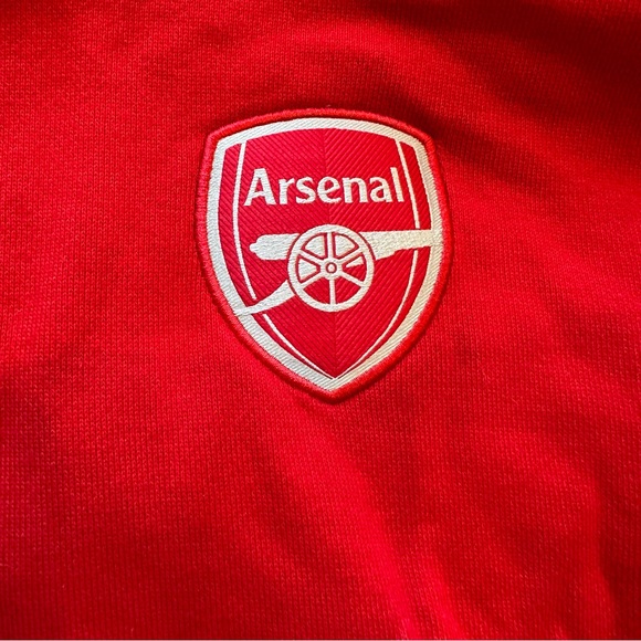Red Arsenal Hoodie - Picture 5 of 8